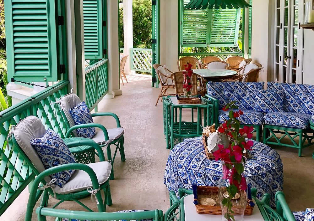 Lim-Diagonal-outdoor-seating-Amanda-Lindroth