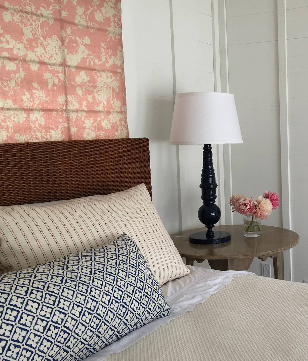 Silhouette-Reverse-shade-Soho-pillow-Puccini-pillow-Pique-Design