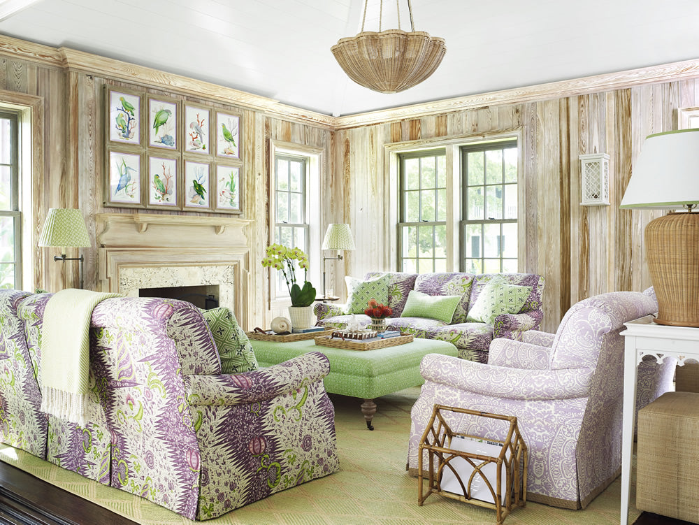 Les-Indiennes-Multi-Color-sofas-Veneto-chair-Fiorentina-Two-Colors-pillows-Melong-Batik-Reverse-ottoman-Amanda-Lindroth-House-Beautiful-December-2019